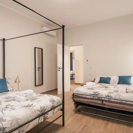 C3 Class Apartment, 2 Da Letto, 2 Bagni, Giardino Distante 15 Minuti A Piedi Da Fontana Di Trevi Apartment *