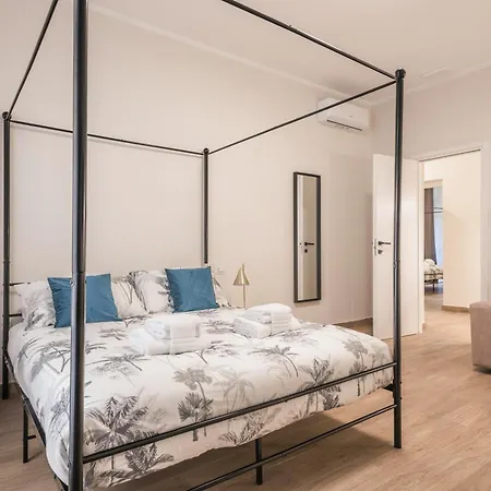 C3 Class Apartment, 2 Da Letto, 2 Bagni, Giardino Distante 15 Minuti A Piedi Da Fontana Di Trevi * Rome