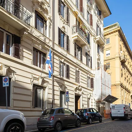 C3 Class Apartment, 2 Da Letto, 2 Bagni, Giardino Distante 15 Minuti A Piedi Da Fontana Di Trevi