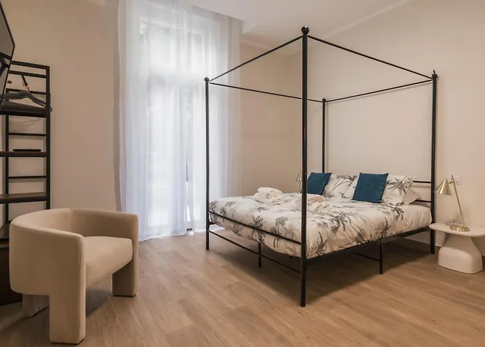 C3 Class Apartment, 2 Da Letto, 2 Bagni, Giardino Distante 15 Minuti A Piedi Da Fontana Di Trevi *